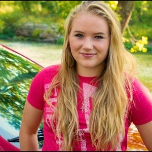 Meet your Posher, Bailey